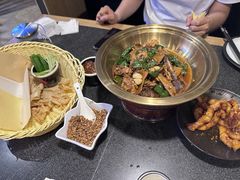 -鲁菜根·泰安菜(万达店)