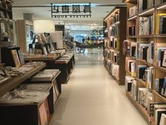 -茑屋书店(天目里店)