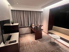 -上海龙之梦万丽酒店