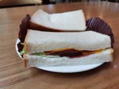 -百年朱苦拉咖啡(博物馆店)