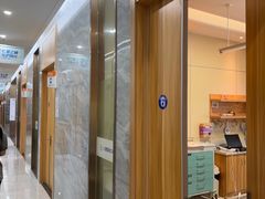 -上海仁爱医院口腔科 · 种植