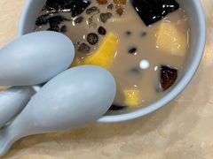 -宏姐串串香(宏伟路店)
