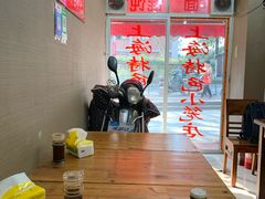-上海特色小笼店(铁岭路90弄小区店)