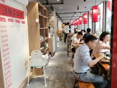 大堂-王婆乔鲜鱼自助火锅(蜀汉路店)