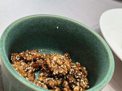 琥珀核桃-RIVIERA 松鹤楼(外滩店)