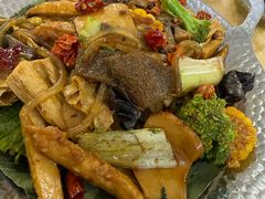 -天天向上素食餐厅(五台山店)