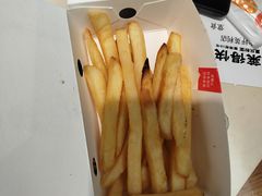 -必胜客(大坪英利店)