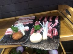 -黑豚黨韩国烤肉料理(悦然时光店)