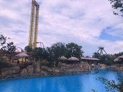 -七彩云南欢乐世界