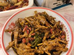 -堂瓦里·33年传统赣菜(第一街区店)