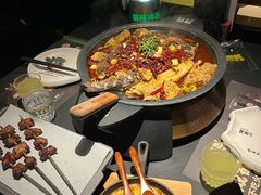 -何师烧烤Pro ·江湖川菜·小龙虾·精酿(太古里旗舰店)