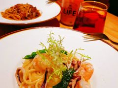 蒜香海鲜大虾奶油意面-POKEE VIA&Brunch·维娅(重庆来福士店)