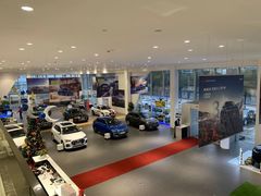 -上海冠松华奥奥迪4S店(张江店)