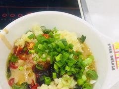 -逸山伍自转小火锅(纺织品店)