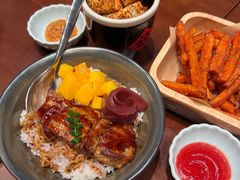 -8PINTS八品脱·日料·烧鸟·精酿小酒馆(莘庄店)