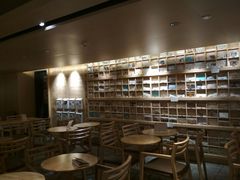 大堂-猫的天空之城概念书店(苏州诚品店)