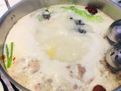 -红菇坊鲜汤火锅(淮河街店)