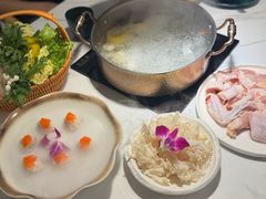 -椰子湾·海南火锅·糟粕醋·椰子鸡(正大广场店)