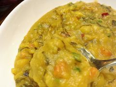 -香巴拉云南餐厅(华莱坞店)