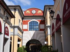 -佛罗伦萨小镇广佛名品奥特莱斯(疏港路店)