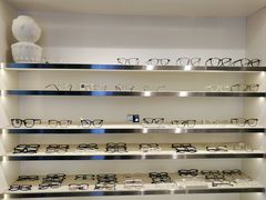 -视野联行眼镜·蔡司·尼康·授权优选门店(青浦宝龙店)