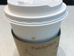 -全家便利店(江湾镇站店)