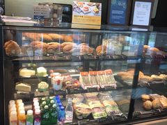 面包甜点陈列柜-星巴克(尚品中心1F店)