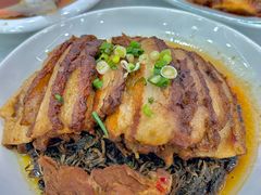 -丹水桥地锅鱼·翘嘴鲌·地方特色全鱼宴(丹江口大坝店)