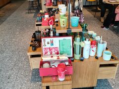 -星巴克臻选(威海威高广场店)