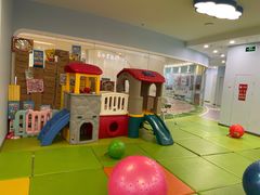 -巧虎KIDS早教托育成长中心(北京西城天虹中心)