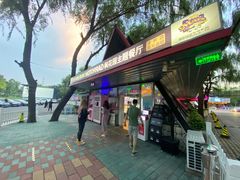 -枫花园汽车电影院(朝阳公园店)