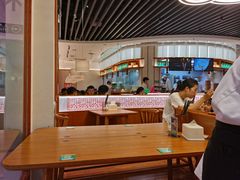 大堂-诚铭记·虾仁汤包·成都小吃(融创店)