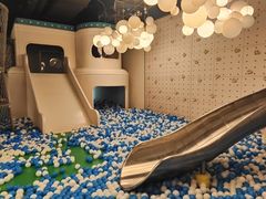 -涨巢·潮玩水疗局