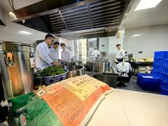 -兰河巷牛肉面(曲江店)