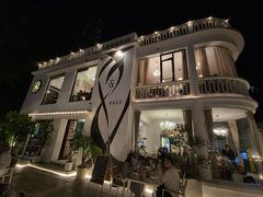 -Mark&Mars Restaurant