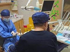 -上海仁爱医院口腔科 · 种植
