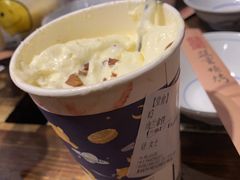 隔壁买的茶颜悦色-盟重烧烤(东瓜山创始店)