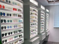 -目艮眼镜SHOWROOM(品牌集合店)