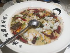 -江渔儿酸菜鱼(奥园广场金发购物中心店)