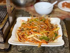 招牌炝毛肚-腾格勒烤羊腿