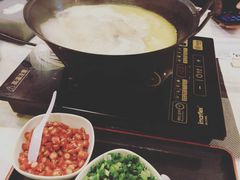 -鲜入围煮花胶鸡海鲜火锅