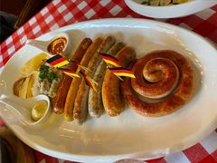 香肠拼盘-1886德国汽车餐厅(外滩十六铺码头店)