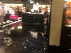 -Victoria's Secret(杭州湖滨银泰in77店)
