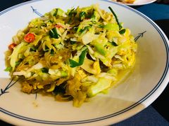 包包菜炒馕-伊带伊路新疆美食府(呼家楼店)