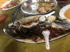 -荔枝园美食山庄(贞山风景区店)