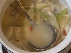 -花溪雨·森林餐厅(石基店)