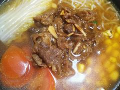 -肥肥虾庄·金牌油焖大虾(杨园滨江时代walk店)
