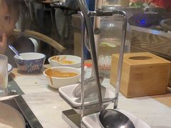 -尚尚仙·酸汤猪手·猪肚鸡火锅(华联万柳购物中心店)