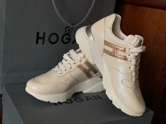 -HOGAN(久光百货店)