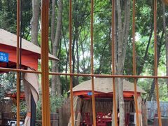 -二荆条·蜀鲜汇城市森林火锅